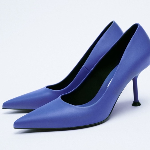 Blue heel shoes - Picture 3 of 6